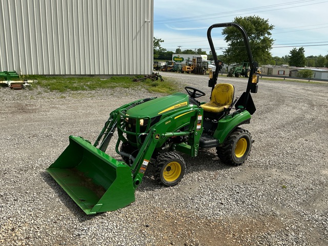 2022 John Deere 1023E 4WD Utility Tractor