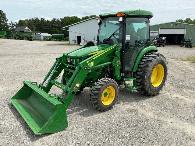 2024 John Deere 4052R 4WD Utility Tractor