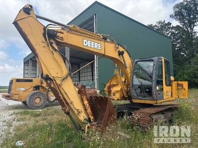 John Deere 135C Tracked Excavator (Inoperable)