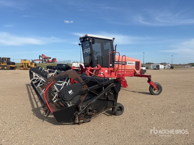 2003 Massey Ferguson 220XL 25 ft Swather Hileradora