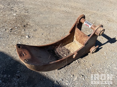 320 mm Q/C Trenching دلو حفارة