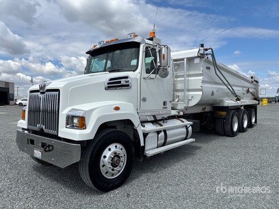 2020 Western Star 4700SF 8x4 Tri/A Dump Truck