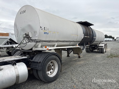 2002 E.D. Etnyre 7250 gal T/A Tanker Trailer