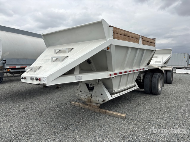1990 Fruehauf DES-NF1-M11A 20 ft S/A Belly Dump Trailer