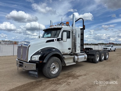 2019 Kenworth T880 8x6 Cabina con cuccetta per trattore stradale 3 assi