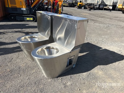 Quantity of (2) Stainless Steel Toilets 家具
