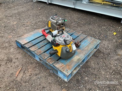 Quantity of (2) 2020 Wacker Neuson BH55RW Démolisseur