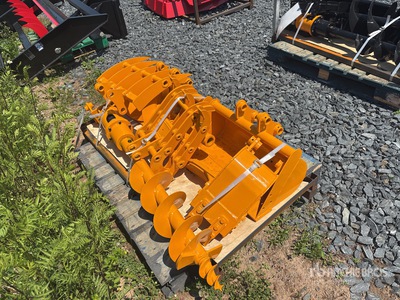Quantity of (8) 2026 GIYI GYA-8 Mini Excavator Attachments Attacco per escavatore - Fits Cat 301 (Unused)