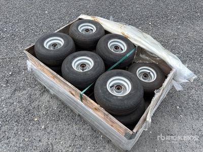Quantity of (17) Vredestein 160/65 Wielen