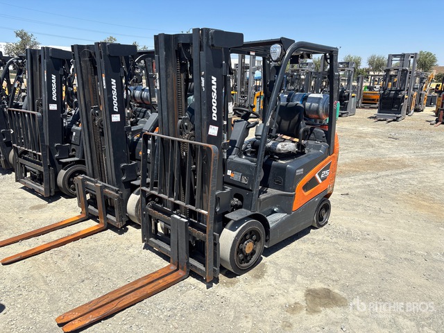 2021 Doosan GC25S-9 4600 lb Cushion Tire Forklift