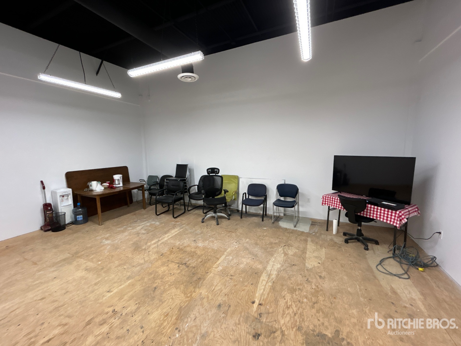 Miscellaneous Office Furniture