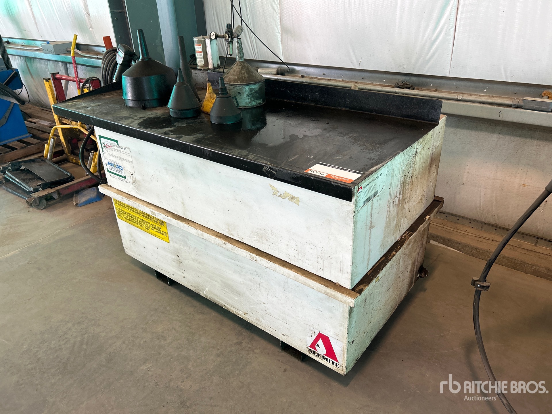 6 Ft Lube Work Bench