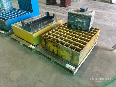 Quantity of (2) Bolt Bin
