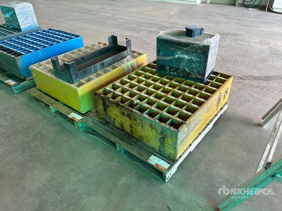 Quantity of (2) Bolt Bin