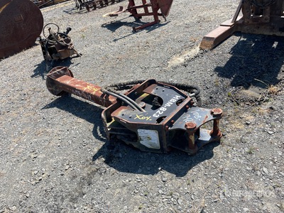 2014 Cat Plate Compactor Compacteur à plateau vibrant