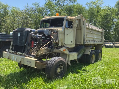 2000 Freightliner M917A1 6x6 Dump Truck