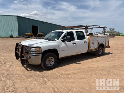 2009 Chevrolet Silverado 3500HD 4x4 Utility Truck