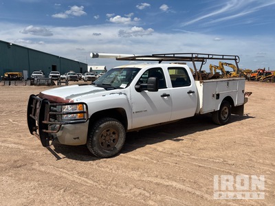 2008 Chevrolet Silverado 3500HD 4x4 Crew Cab Utility Truck