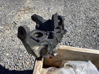 (12) AM General 6009352 Four Wheel Drive Hub Body Assemblies