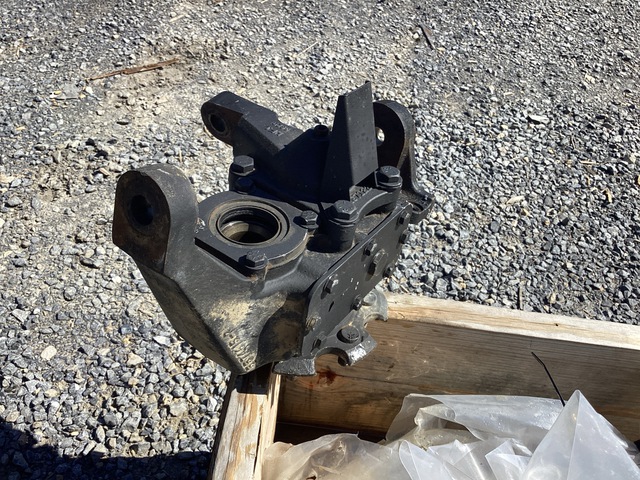 (12) AM General 6009352 Four Wheel Drive Hub Body Assemblies