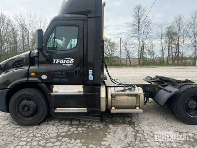 2018 FREIGHTLINER CASCADIA