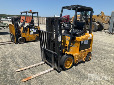 Hyster E40XMM Electric Forklift