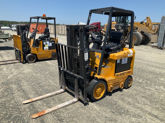 Hyster E40XMM Electric Forklift
