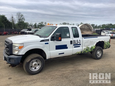 2016 Ford F-350 XL 4x4 Extended Cab Pickup