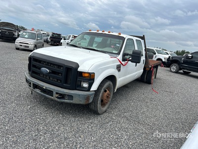 2008 Ford F-350 XL 4x2 Crew Cab Flatbed Truck