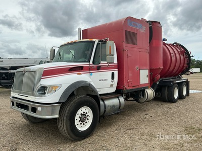 2007 International 7600 6x4 Vacuum Excavator Truck (Inoperable)