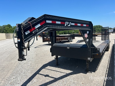 2021 PJ T/A Open Gooseneck Car Carrier Trailer