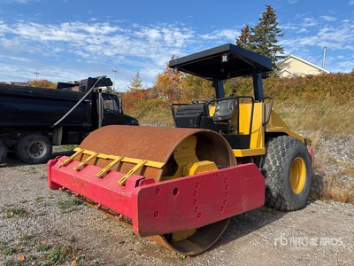 1999 Dynapac CA302D Smooth Drum Compactor
