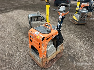 Mikasa MVH-508DE Vibratory Plate Compactor