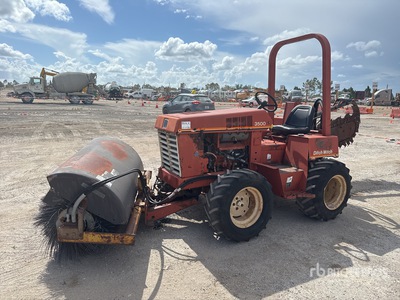 1990 Ditch Witch 3500 Trencher