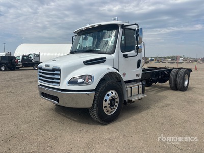 2025 Freightliner M2 106 Plus 4x2 Autocarro cabina e telaio