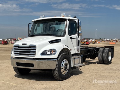 2025 Freightliner M2 106 Plus 4x2 Autocarro cabina e telaio