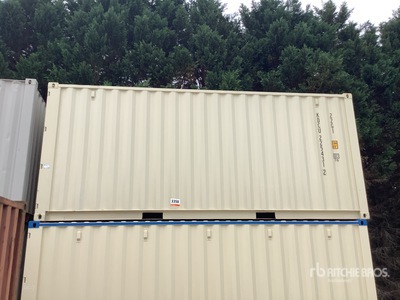 20 ft Standard Roll Up Door Storage Container