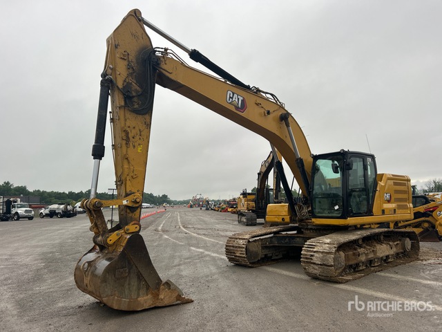 2022 Cat 330 Tracked Excavator