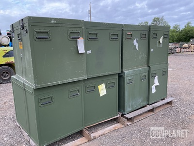 (8) Garrett Container Systems 864083-1 Storage Containers