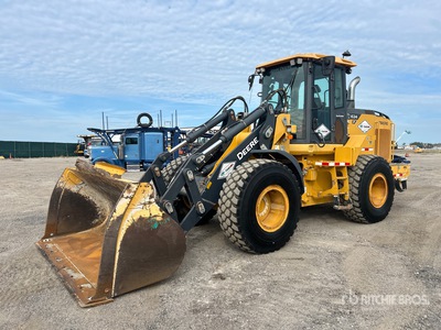 2021 John Deere 624 P-Tier جرافة