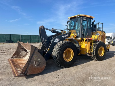 2021 John Deere 724 P-Tier Chargeuse sur roues