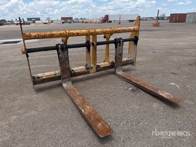 John Deere 60 in Wheel Loader Forks - Fits John Deere 624L