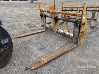 John Deere 59 in Wheel Loader Forks - Fits John Deere 624P