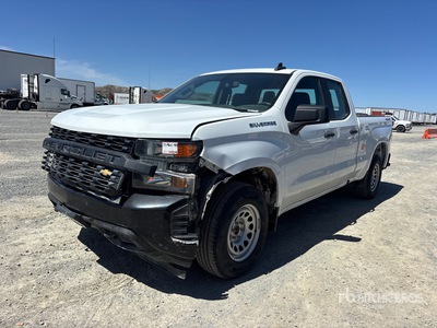 2021 Chevrolet Silverado 1500 4x4 Extended Cab Pickup