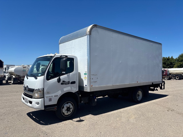 2019 Hino 195 4x2 Van Truck