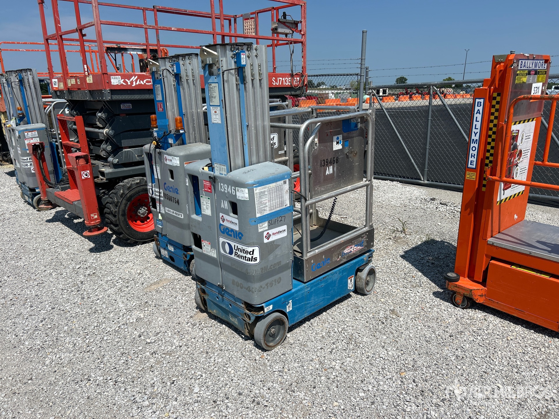 2014 Genie GR-20 Vertical Mast Lift