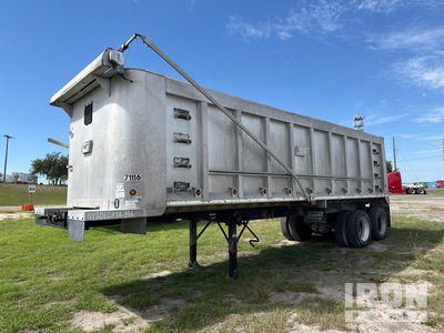 2004 East 28 ft 6 in T/A Remolque banera