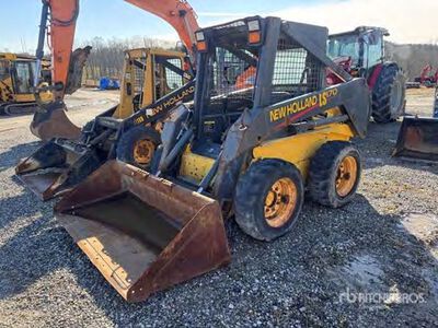 New Holland LS170 Skid Steer Loader