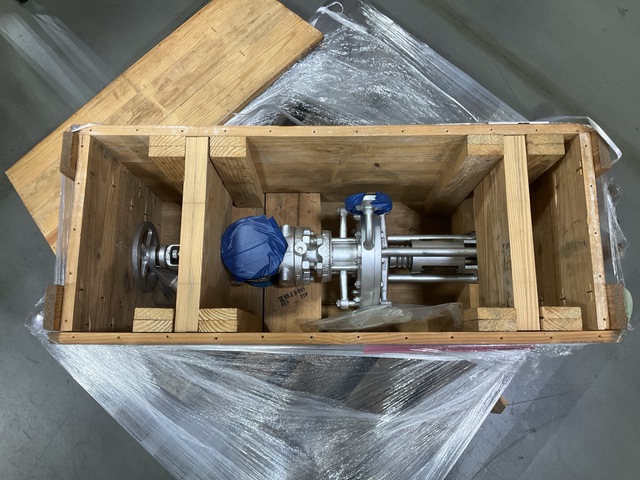 Leslie Controls PLNS5 CD22766N Globe Valve
