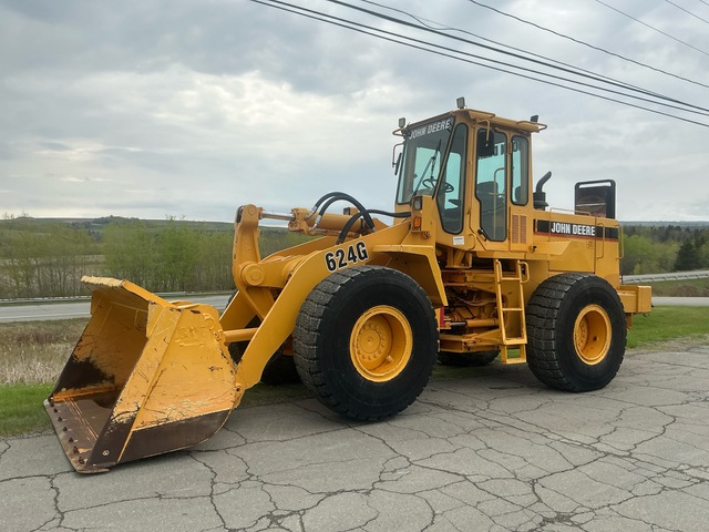 1993 John Deere 624G Wheel Loader